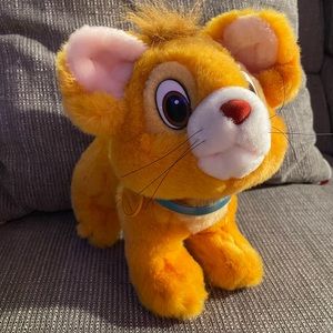 LIKE NEW Oliver Plush - Disney Oliver and Company
